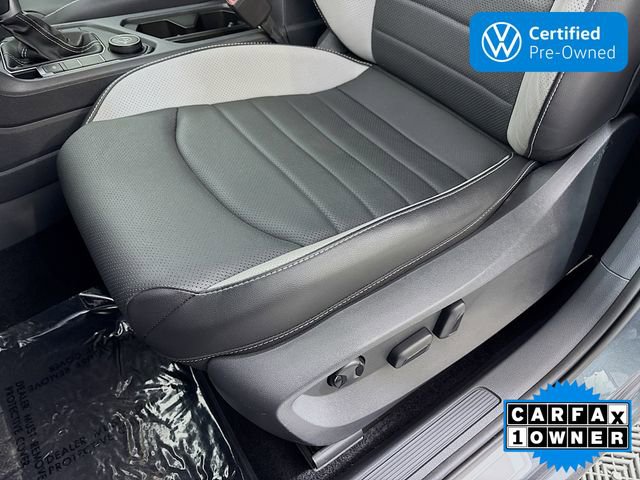 Certified 2023 Volkswagen Taos SEL AWD/4WD image 19