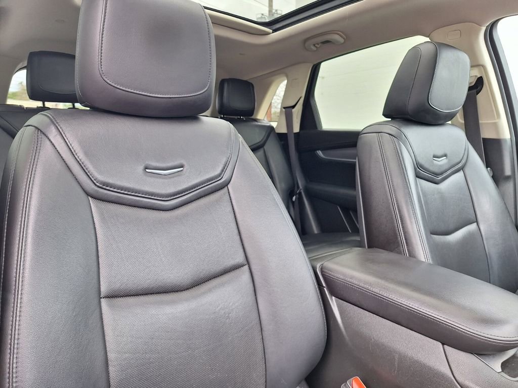 Used 2019 Cadillac XT5 Luxury image 24