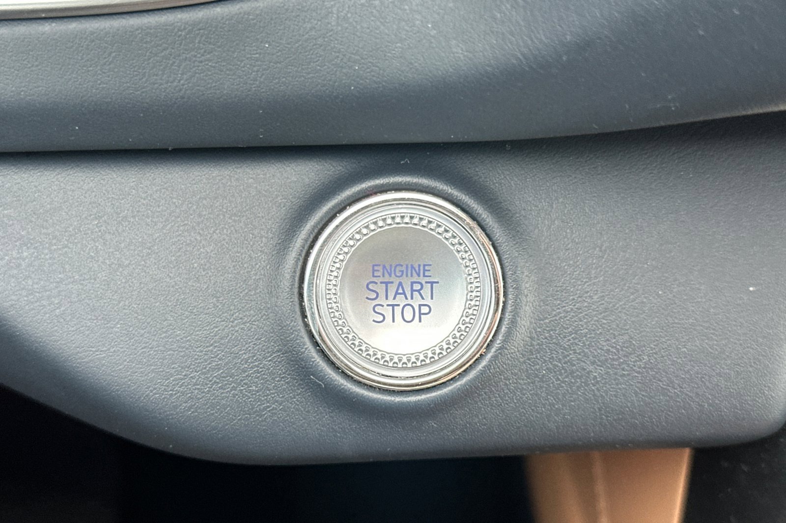 Used 2023 Genesis GV80 2.5T w/ Advanced Package image 32