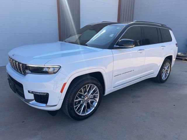 Used 2025 Jeep Grand Cherokee L Summit AWD/4WD image 1
