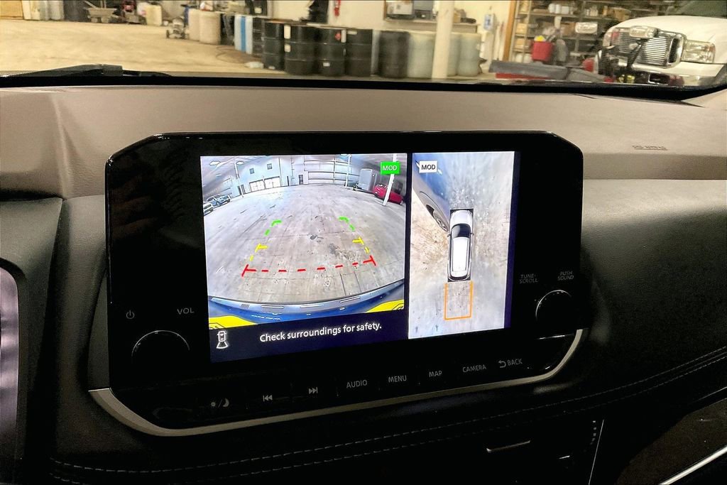 Used 2023 Nissan Rogue SL w/ SL Premium Package image 20