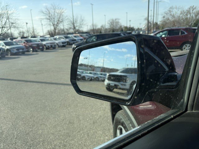 Used 2019 Chevrolet Traverse LT w/ LT Premium Package image 13