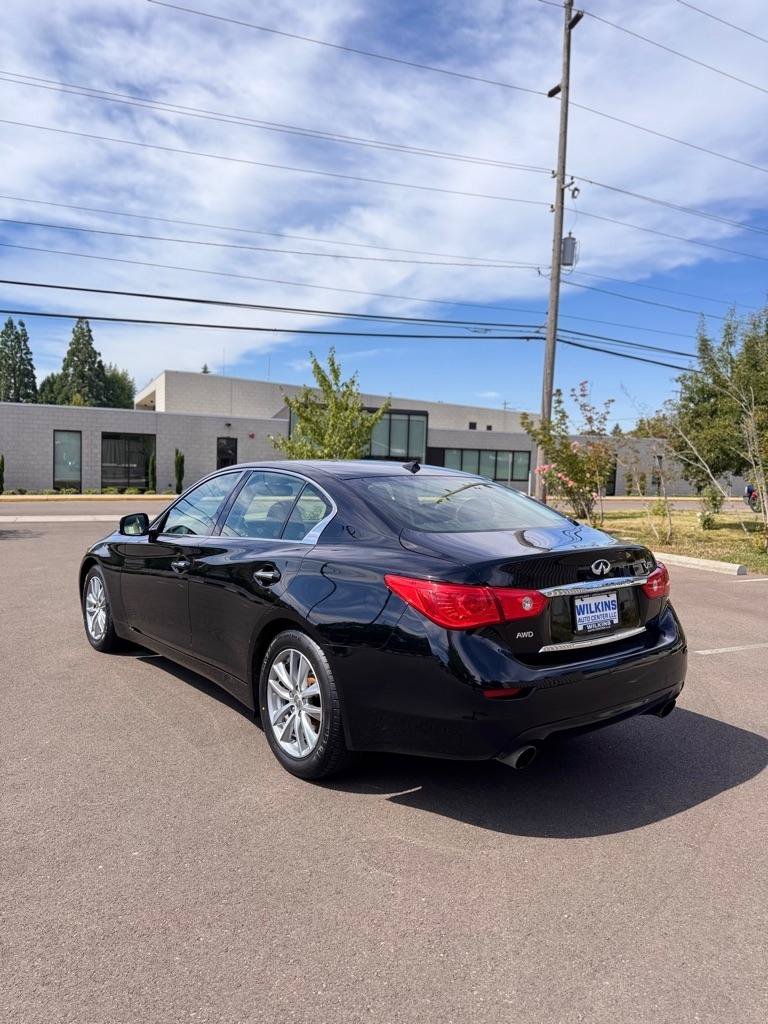 Used 2017 INFINITI Q50 2.0t w/ Moonroof Package AWD/4WD image 7