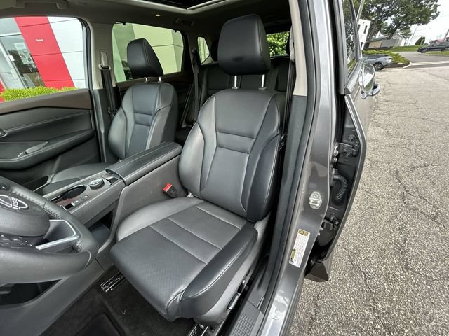 Certified 2023 Nissan Rogue SV w/ SV Premium B Package AWD/4WD image 15
