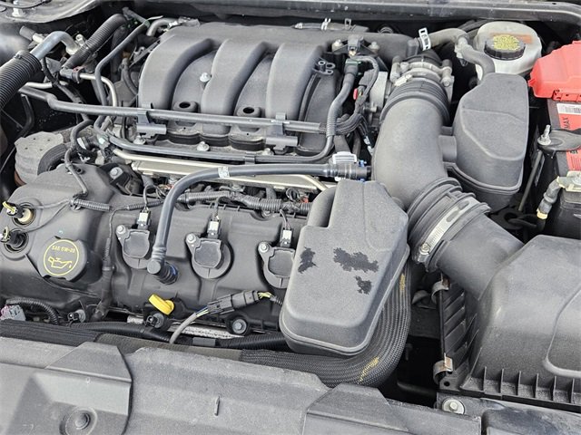 Used 2019 Ford Taurus Limited image 24