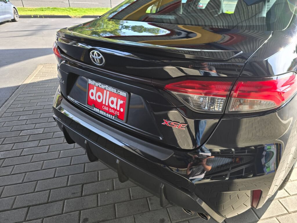 Used 2024 Toyota Corolla XSE FWD image 15