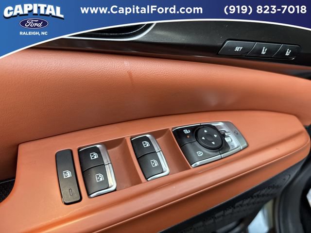 Used 2025 Kia Carnival SX FWD image 21