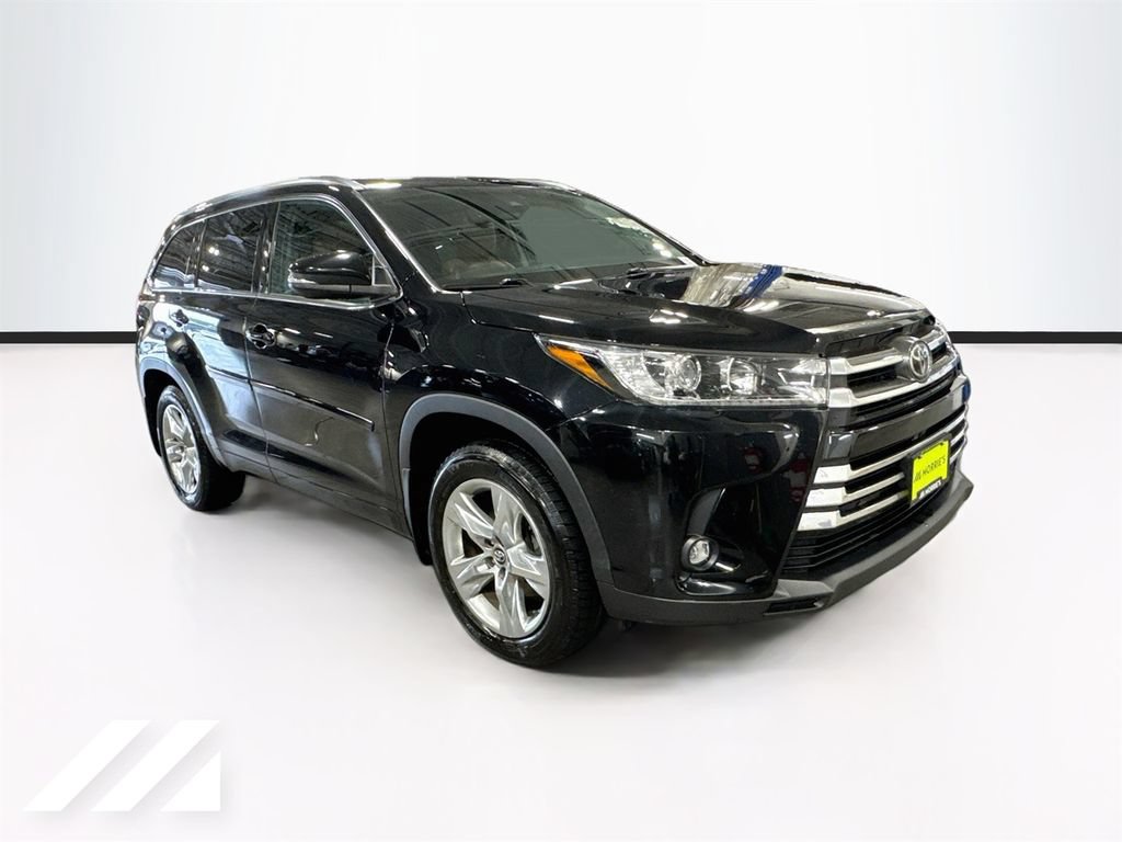 Used 2019 Toyota Highlander Limited AWD/4WD image 3