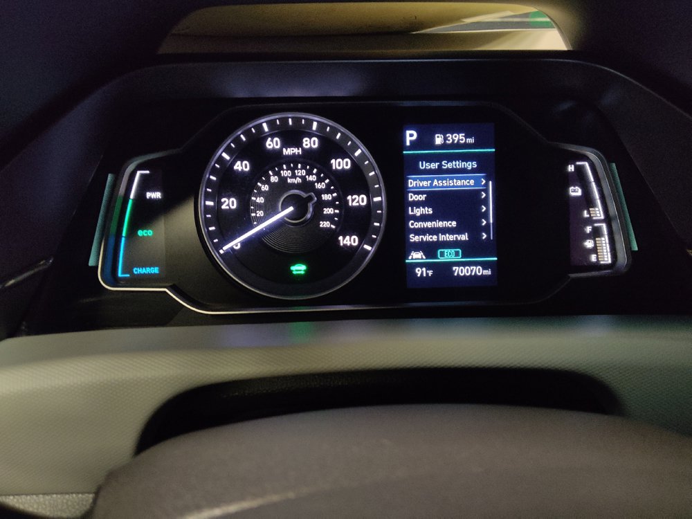 Used 2020 Hyundai Ioniq Blue FWD image 23