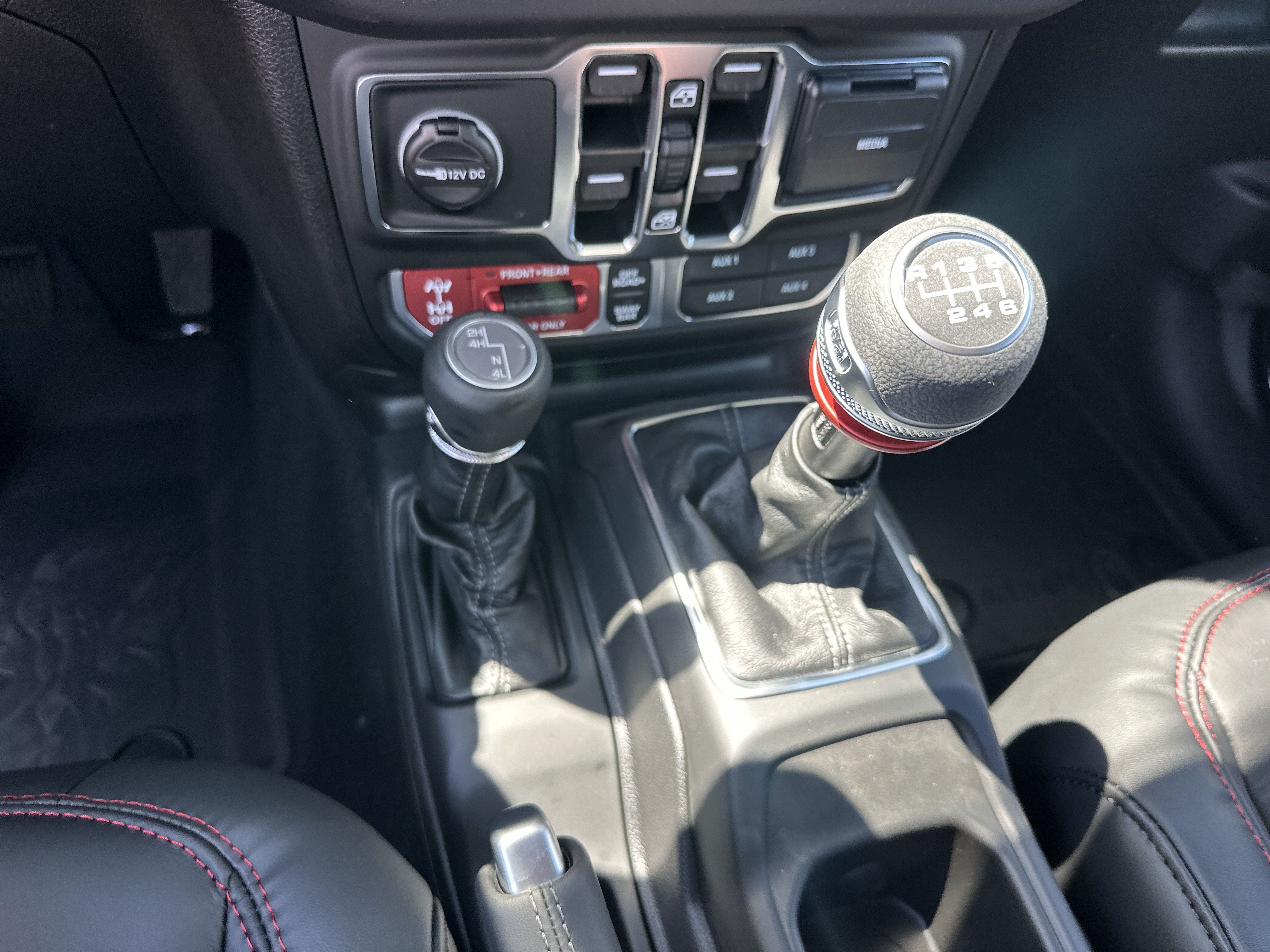 New 2027 Jeep Wrangler Unlimited Rubicon AWD/4WD image 6