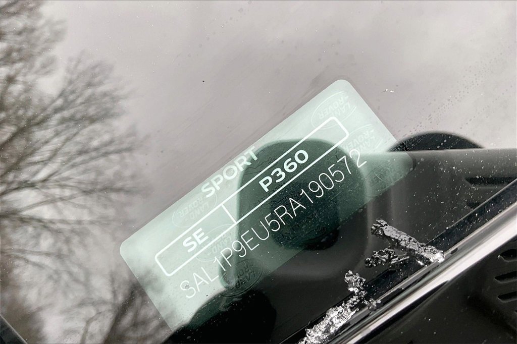 Used 2024 Land Rover Range Rover Sport SE image 24