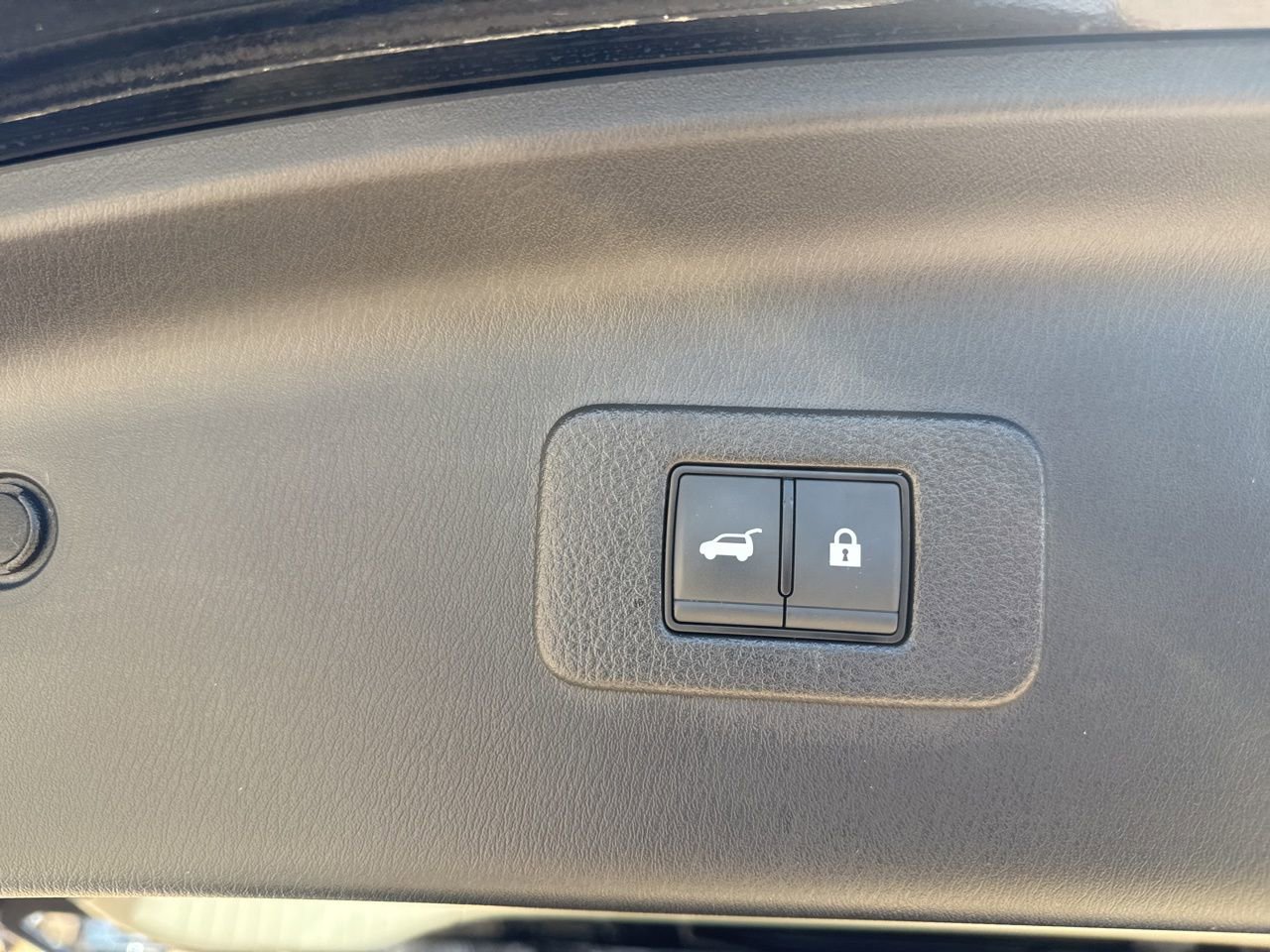 Certified 2024 Nissan Armada SL w/ Cargo Package image 34