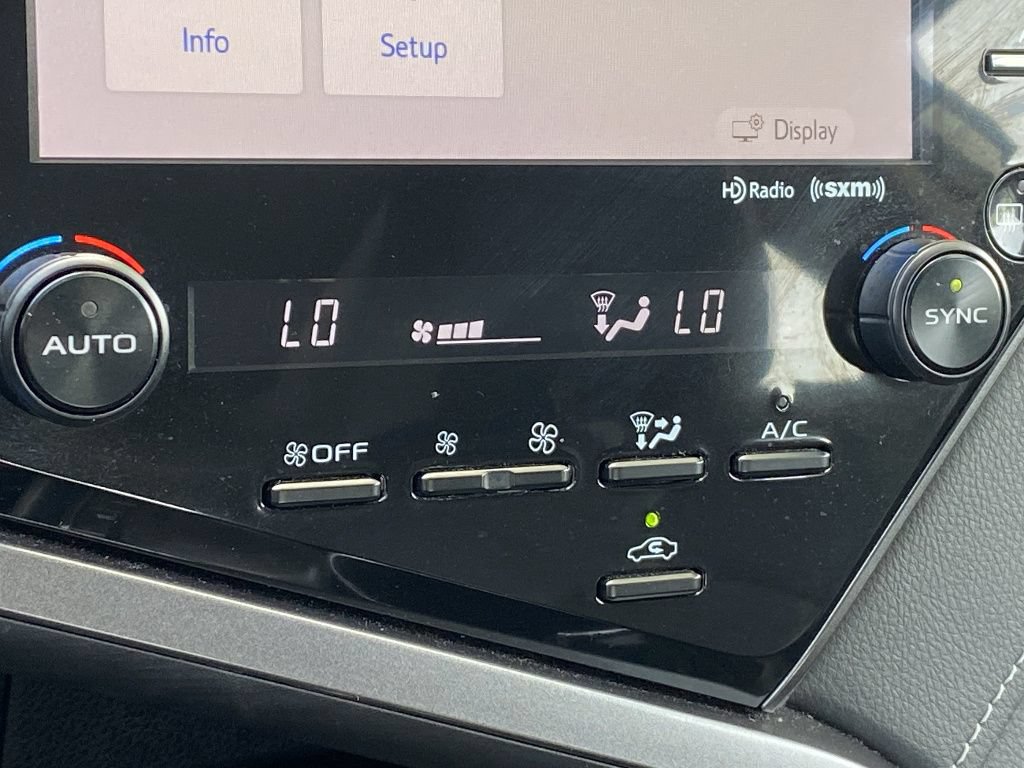 Used 2019 Toyota Camry XSE FWD image 20