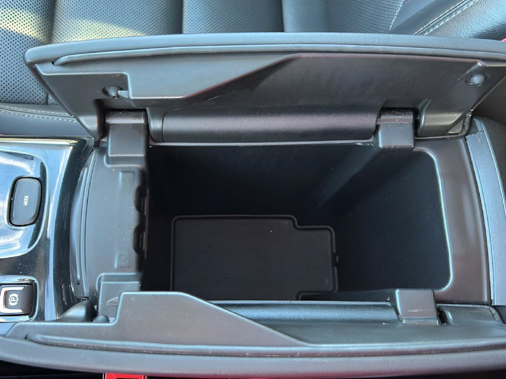 Used 2023 Buick Envision Essence w/ Sport Touring Package FWD image 13