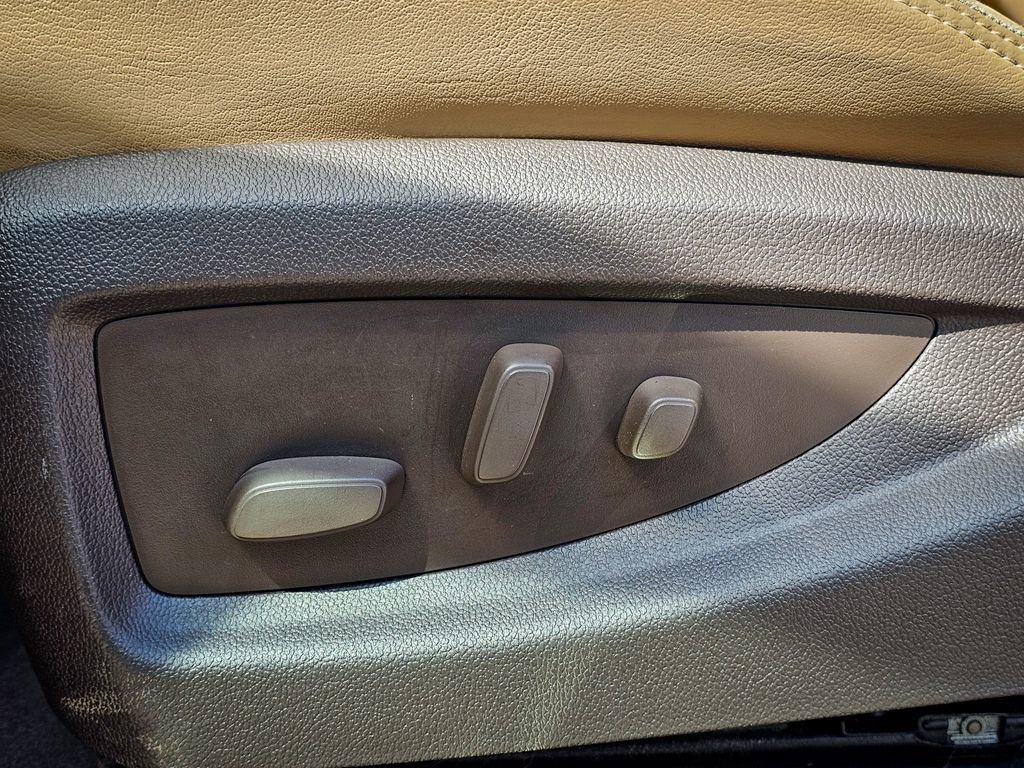 Used 2018 GMC Sierra 3500 Denali w/ Duramax Plus Package image 21