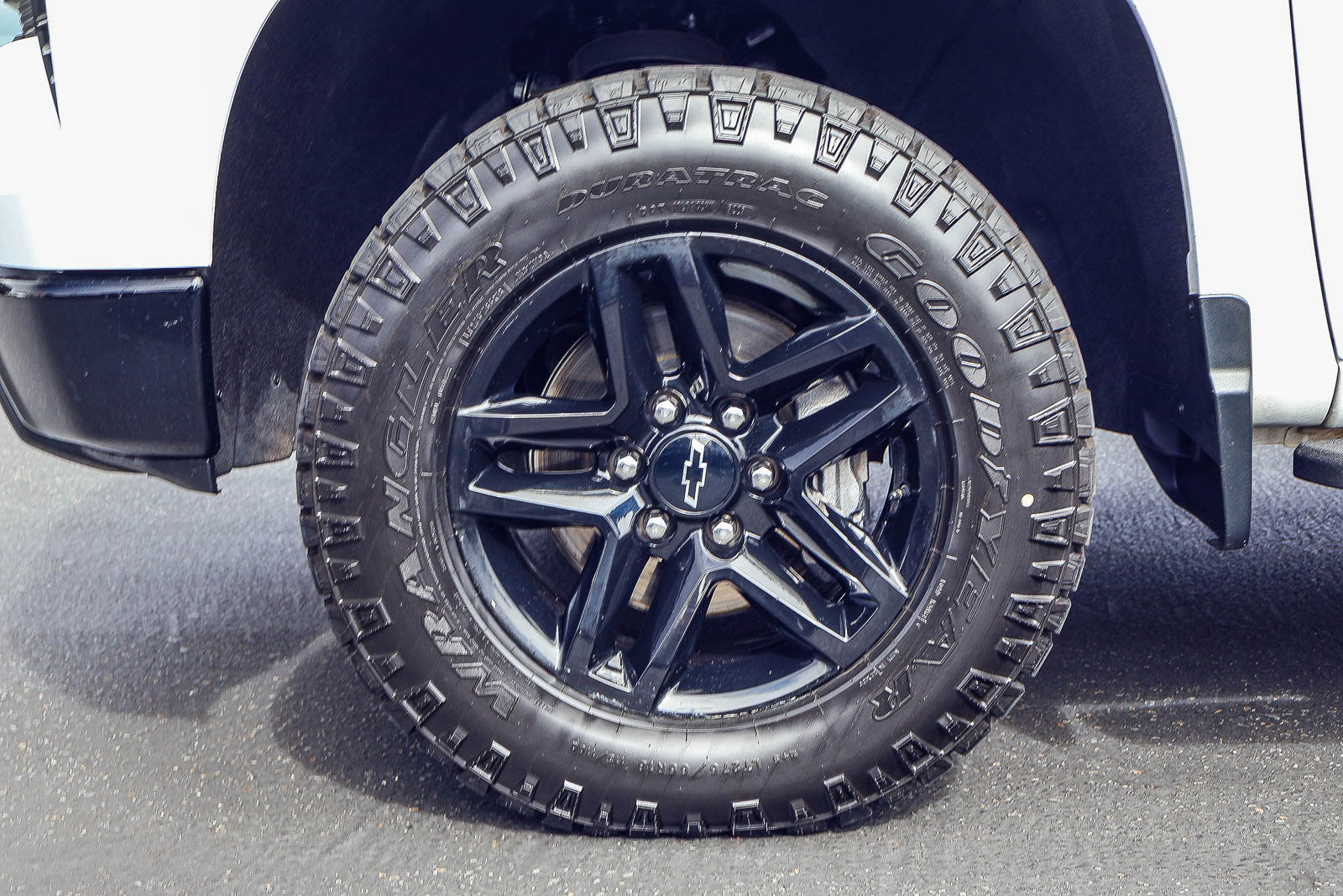 Used 2022 Chevrolet Silverado 1500 LT Trail Boss AWD/4WD image 15
