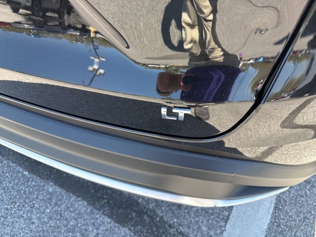 Used 2024 Chevrolet Trax LT w/ Driver Confidence Package image 11