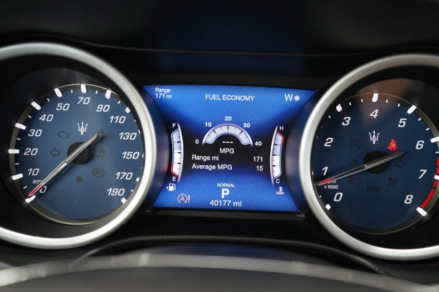 Used 2019 Maserati Ghibli S Q4 AWD/4WD image 25