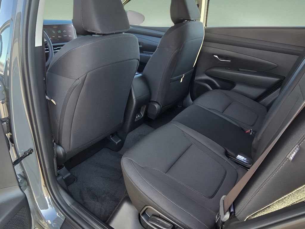 New 2026 Hyundai Tucson SE image 15