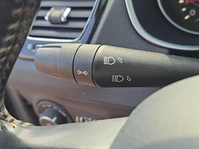 Used 2019 Jeep Compass Limited AWD/4WD image 16