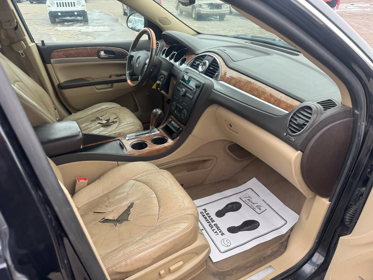 Used 2011 Buick Enclave CXL image 11