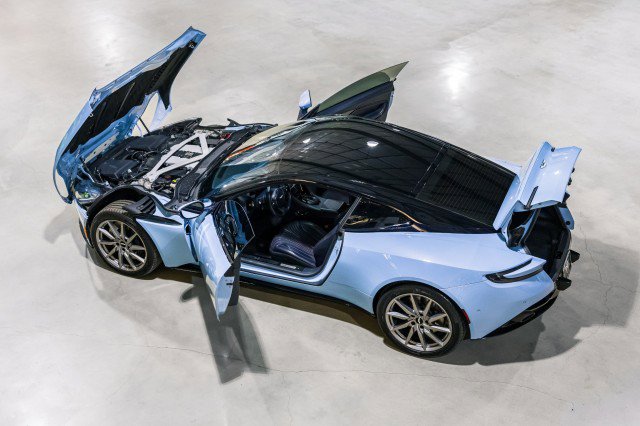 Used 2017 Aston Martin DB11 V12 image 40