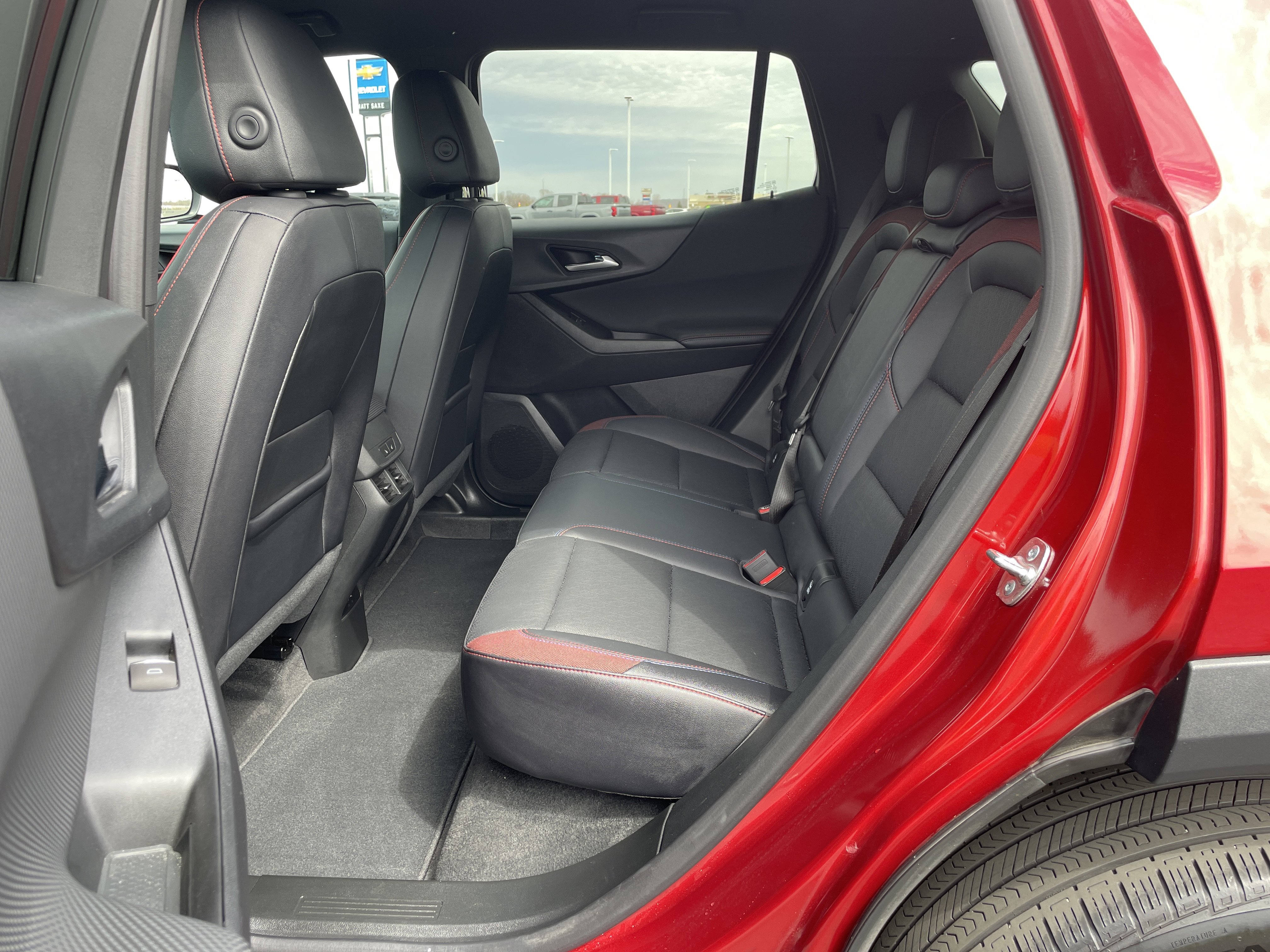 Used 2025 Chevrolet Equinox RS w/ Safety and Technology Package AWD/4WD image 22