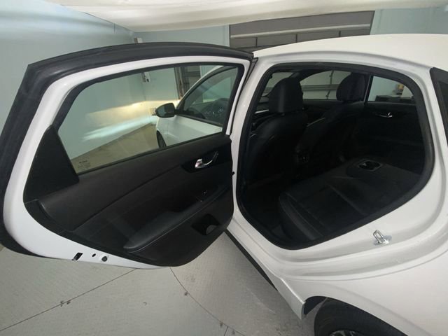 Used 2023 Kia Forte GT-Line w/ GT-Line Premium Package FWD image 23