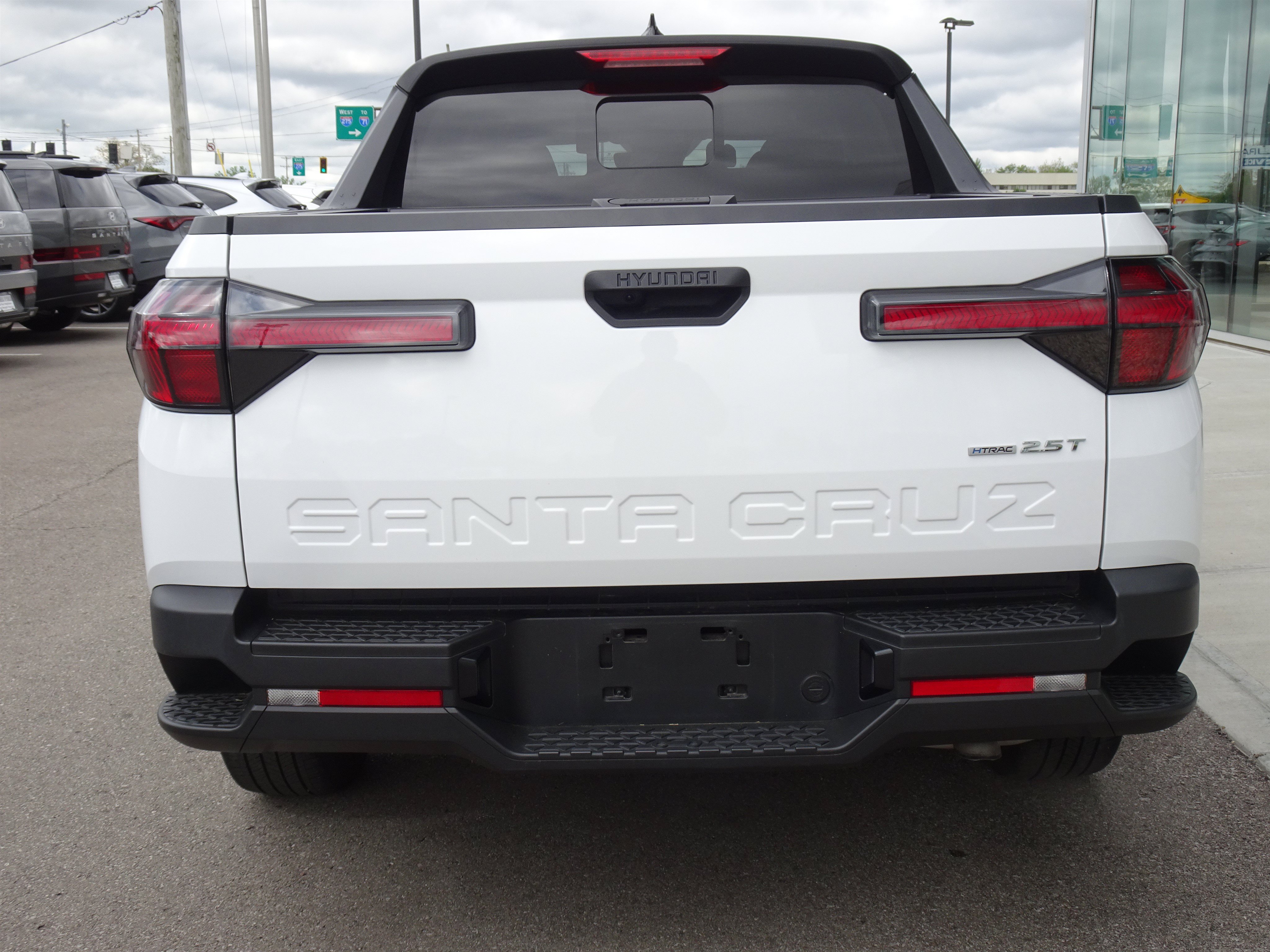 Used 2022 Hyundai Santa Cruz SEL Premium AWD/4WD image 4