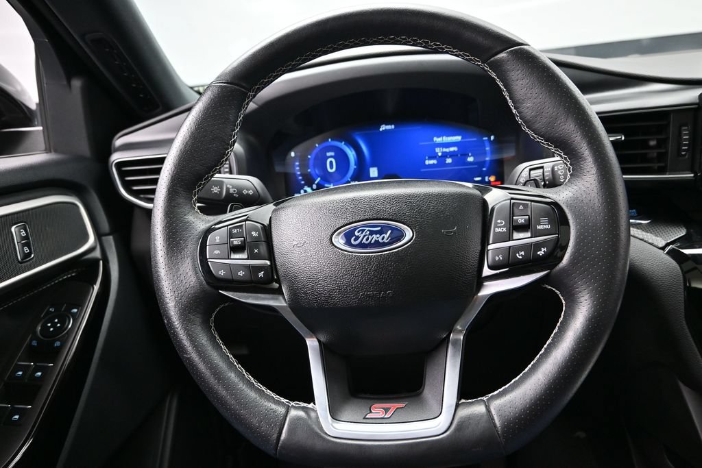 Used 2023 Ford Explorer ST AWD/4WD image 23