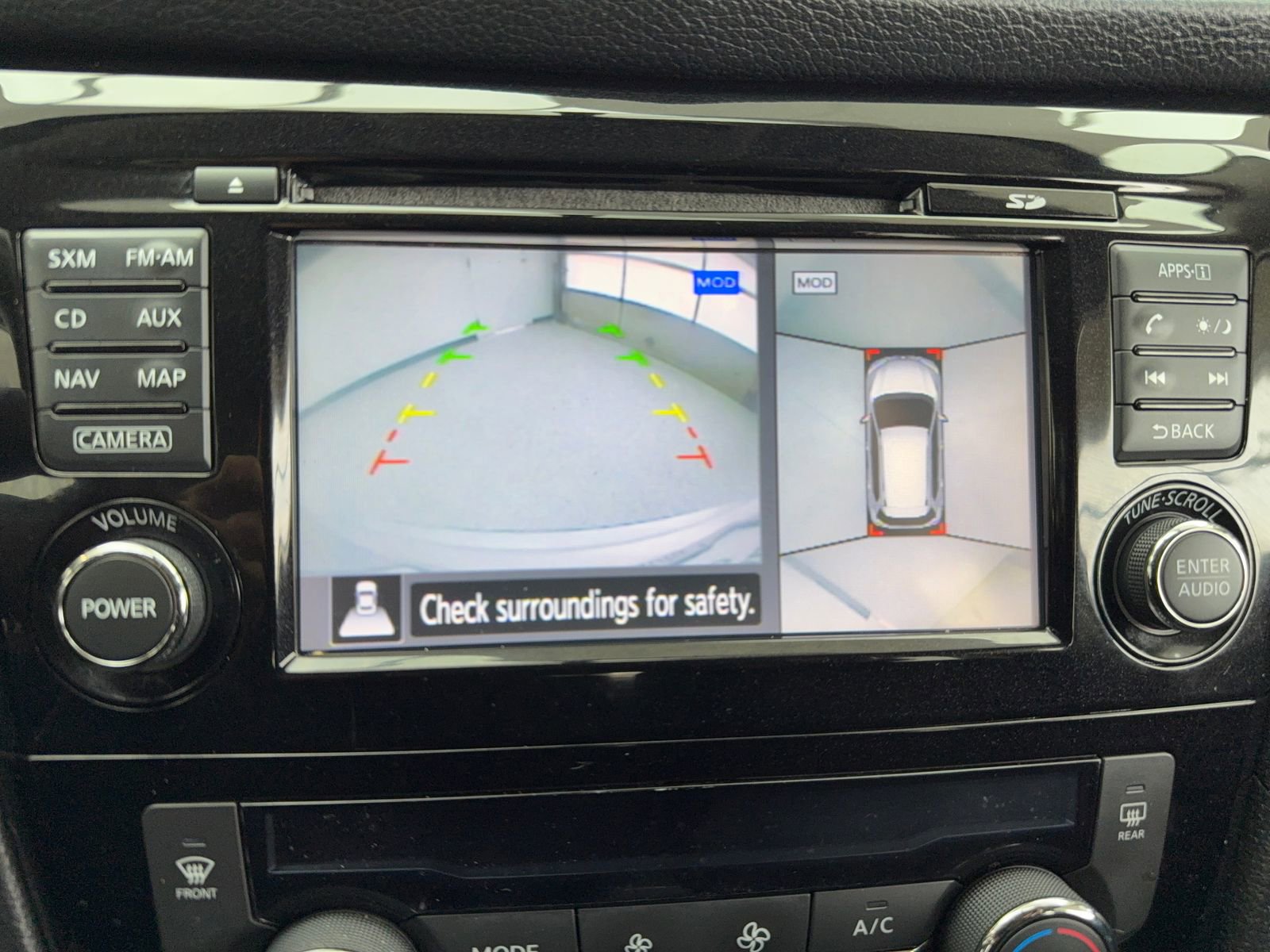 Used 2017 Nissan Rogue SV w/ SV Premium Package image 28