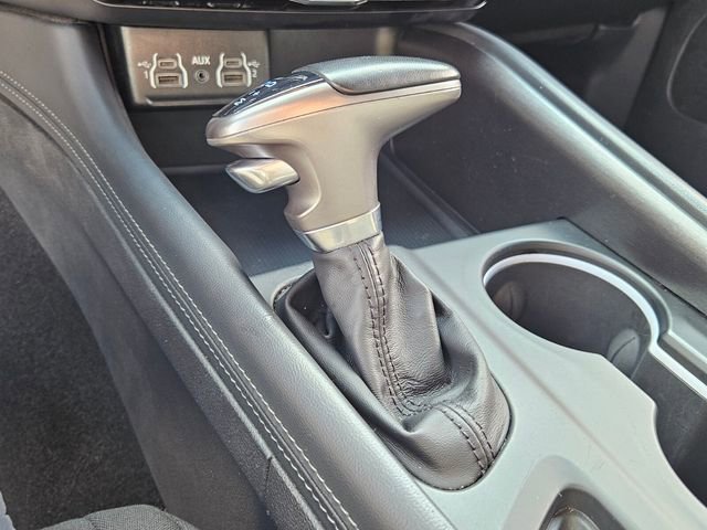 Used 2023 Dodge Durango SXT image 16