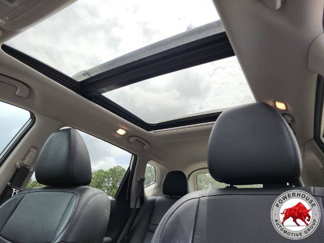 Used 2019 Nissan Rogue SL w/ Premium Package FWD image 24