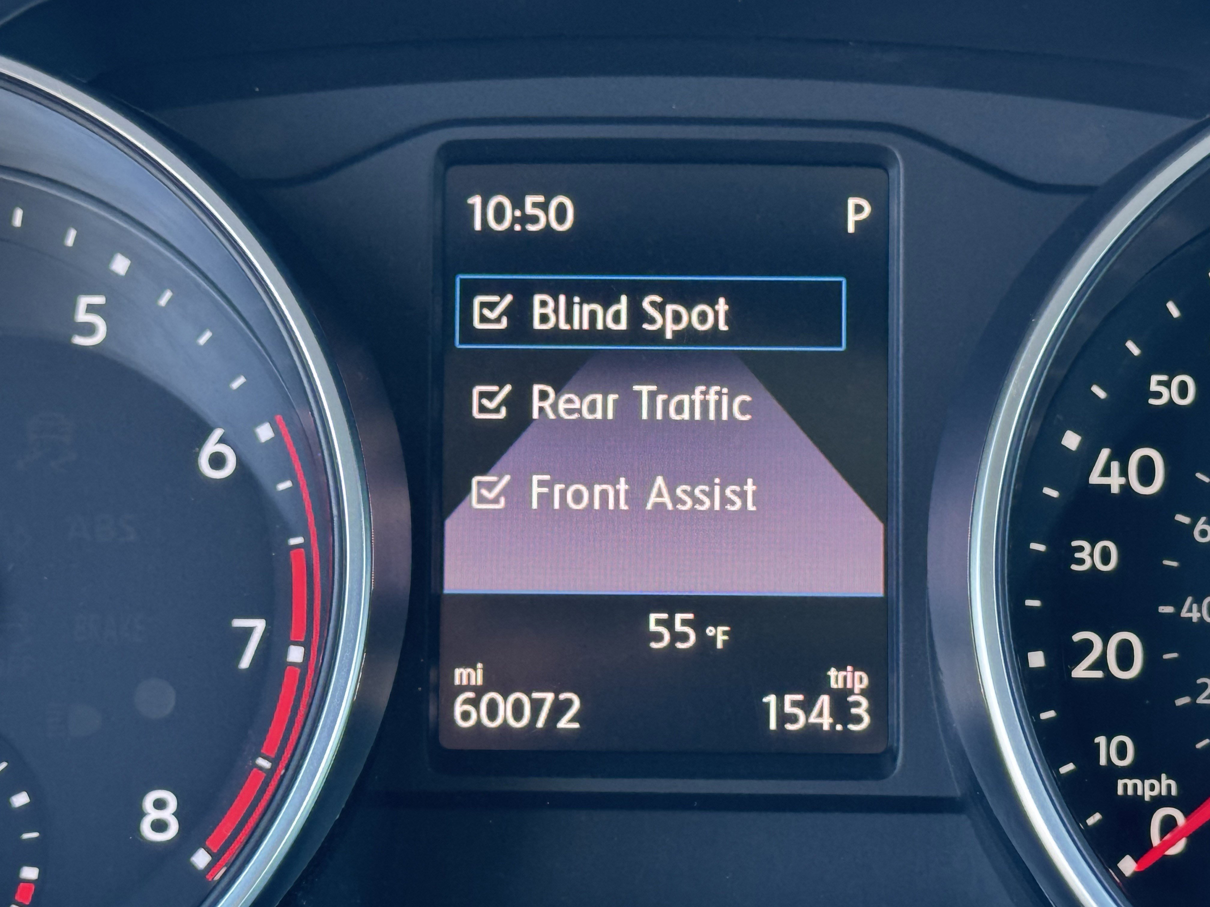 Certified 2019 Volkswagen Tiguan SE w/ Panoramic Sunroof Package image 24