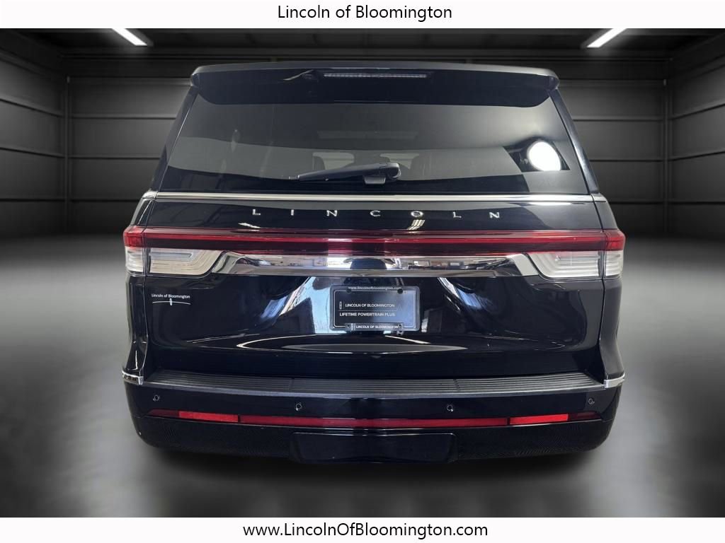 Used 2023 Lincoln Navigator L Reserve AWD/4WD image 7