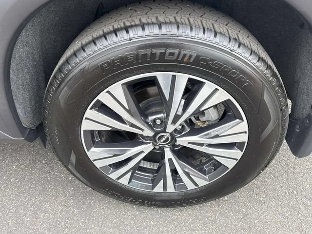 Certified 2023 Nissan Rogue SV FWD image 30