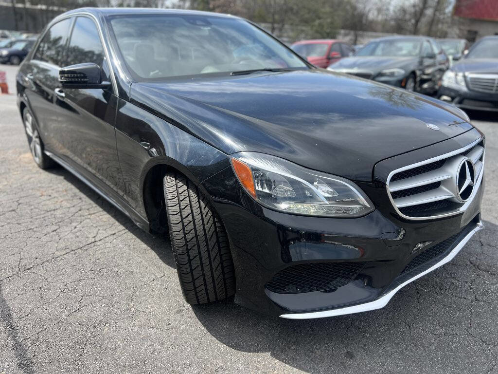 Used 2014 Mercedes-Benz E 350 Sedan image 3
