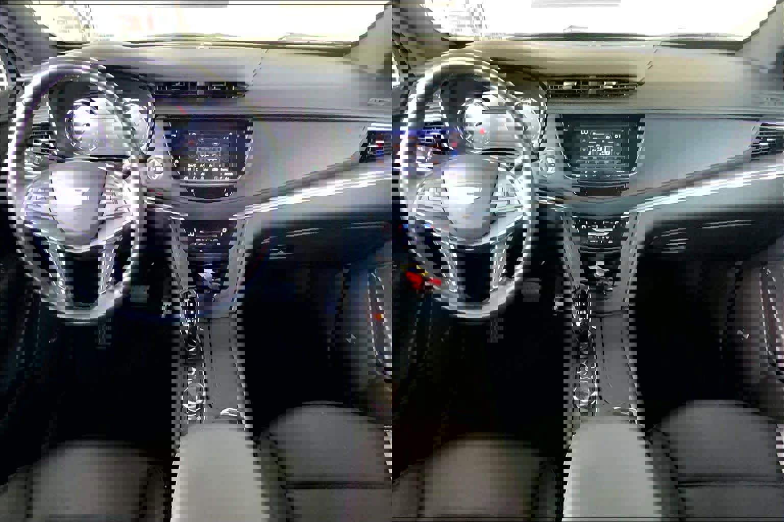 Used 2024 Cadillac XT5 Luxury image 15