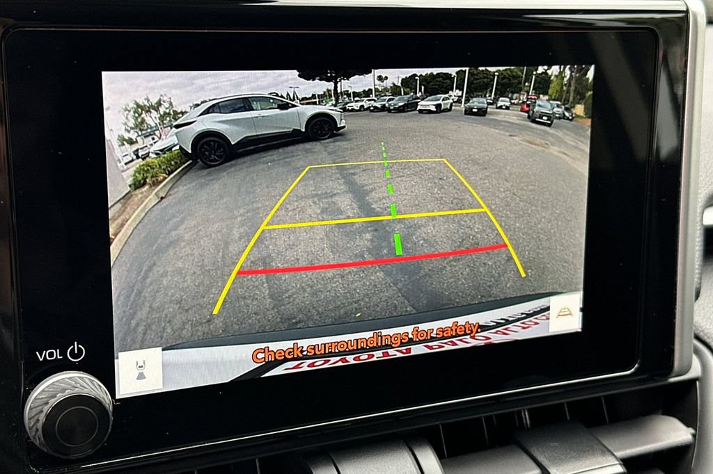 Certified 2024 Toyota RAV4 LE AWD/4WD image 18