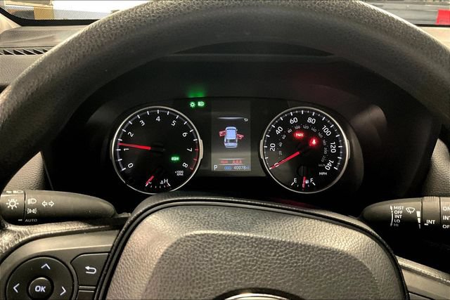 Used 2022 Toyota RAV4 XLE AWD/4WD image 13