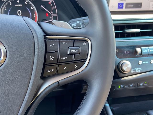 Used 2023 Lexus ES 350 w/ Premium Package image 17