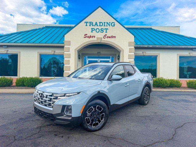Used 2022 Hyundai Santa Cruz SEL Premium AWD/4WD image 2