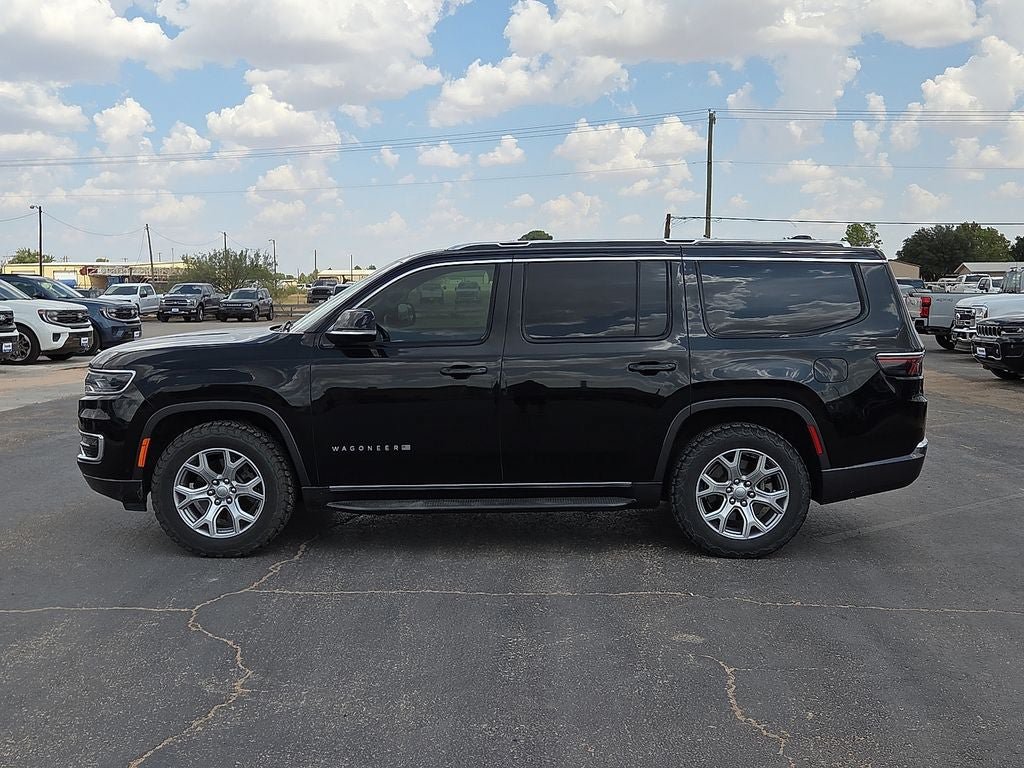 Used 2022 Jeep Wagoneer Series II RWD image 2