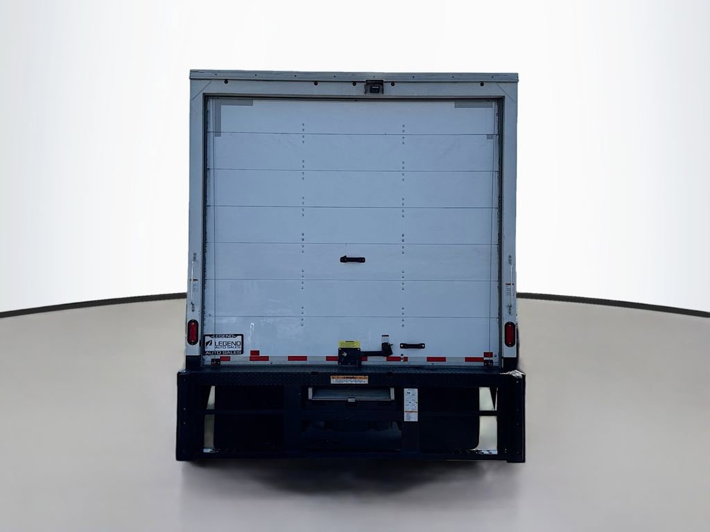 Used 2021 Isuzu NPR RWD image 7
