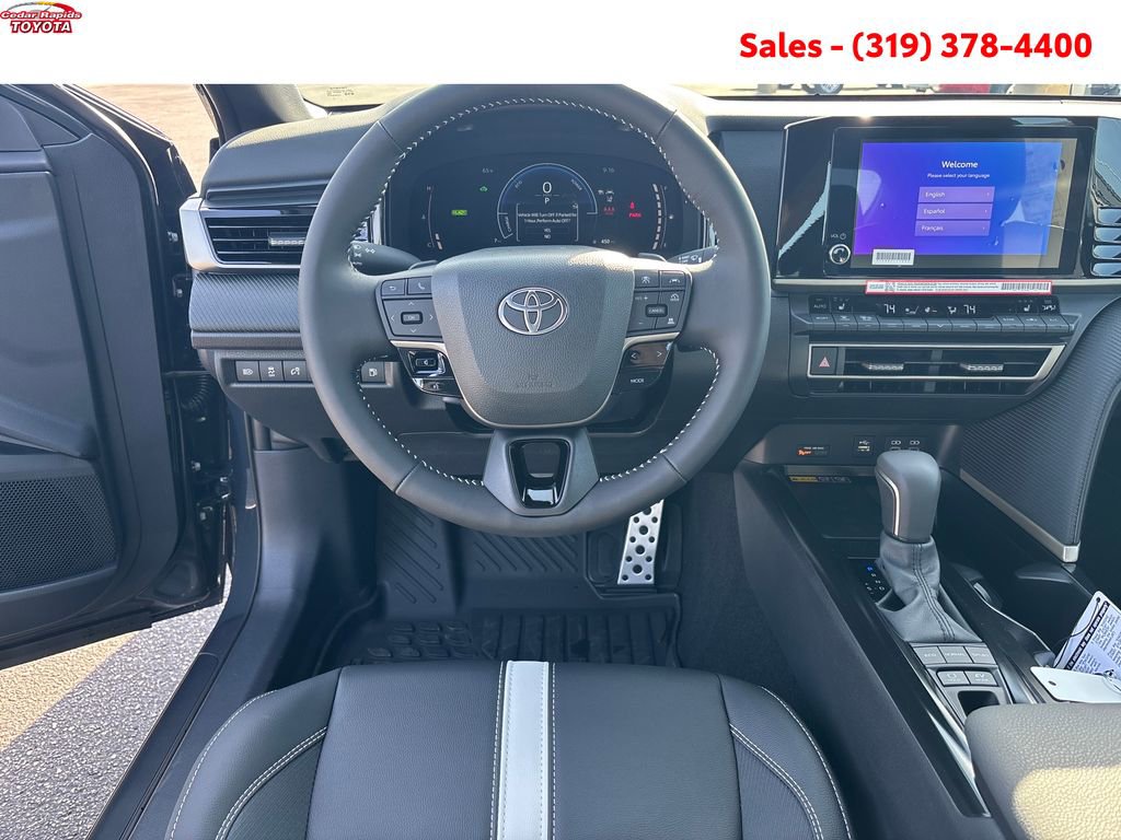 New 2026 Toyota Camry Hybrid image 13