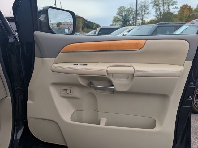 Used 2010 INFINITI QX56 4WD image 23