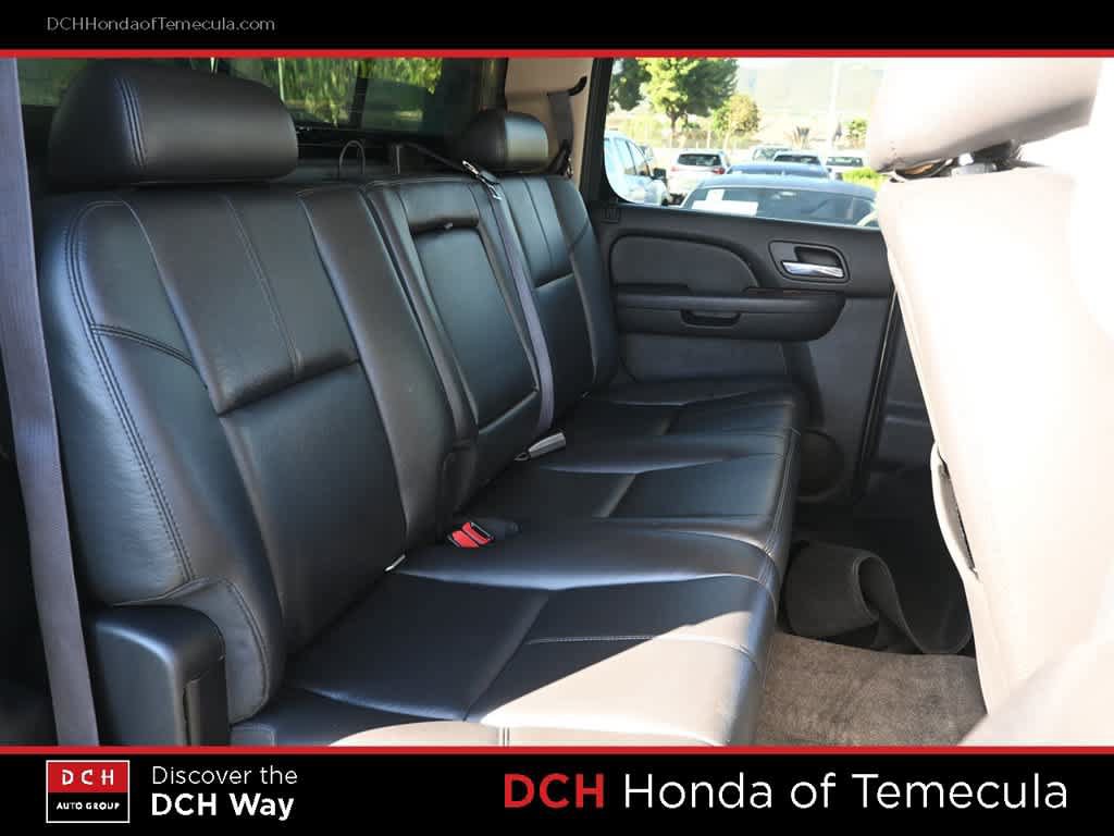 Used 2011 Chevrolet Silverado 2500 LTZ w/ LPO, On The Job Package AWD/4WD image 19