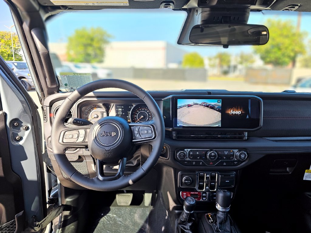 New 2026 Jeep Wrangler Unlimited Rubicon AWD/4WD image 25