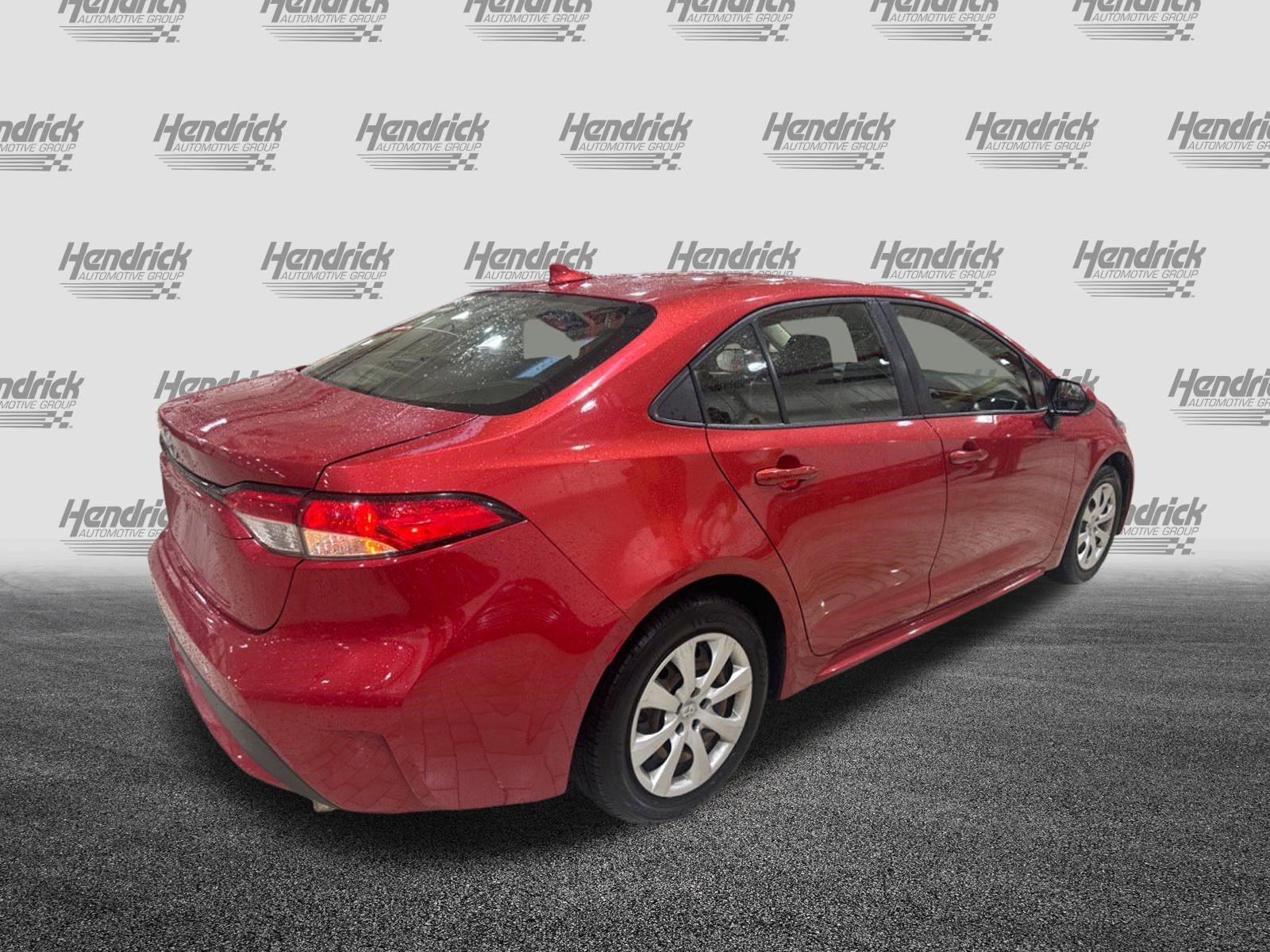 Used 2021 Toyota Corolla LE FWD image 6