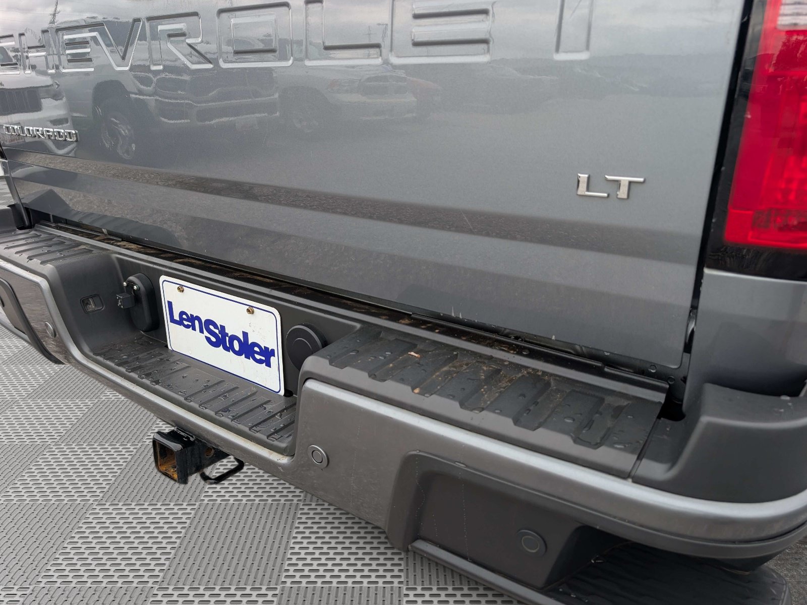 Used 2022 Chevrolet Colorado LT w/ Fleet Safety Package RWD image 10